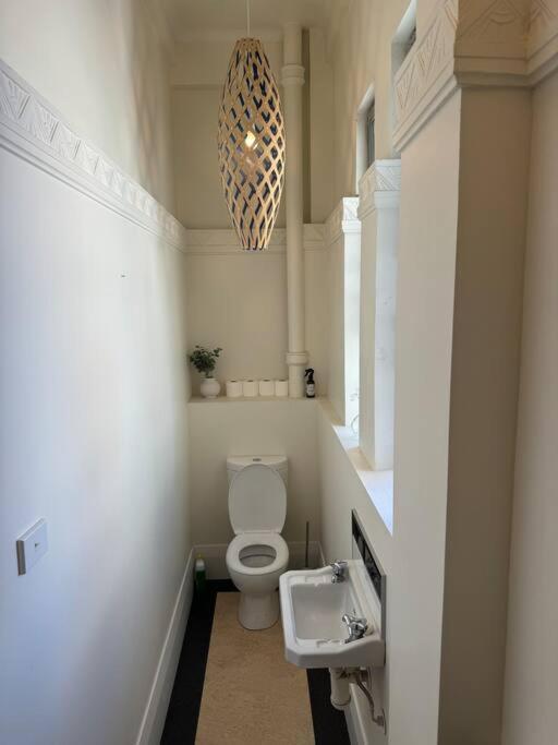 4 Large Bedroom Apartment In The City Hastings Buitenkant foto