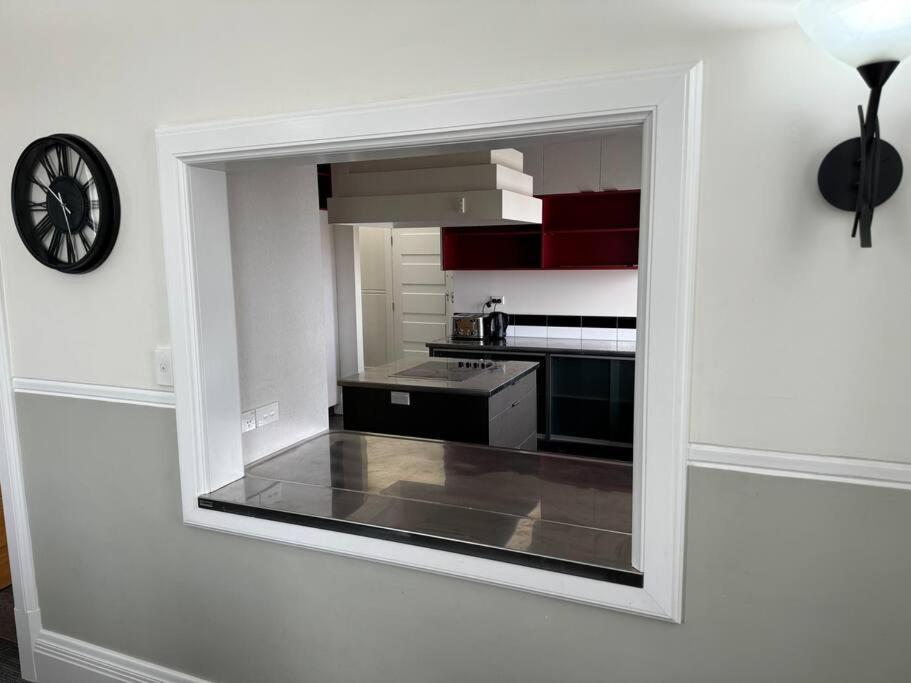 4 Large Bedroom Apartment In The City Hastings Buitenkant foto