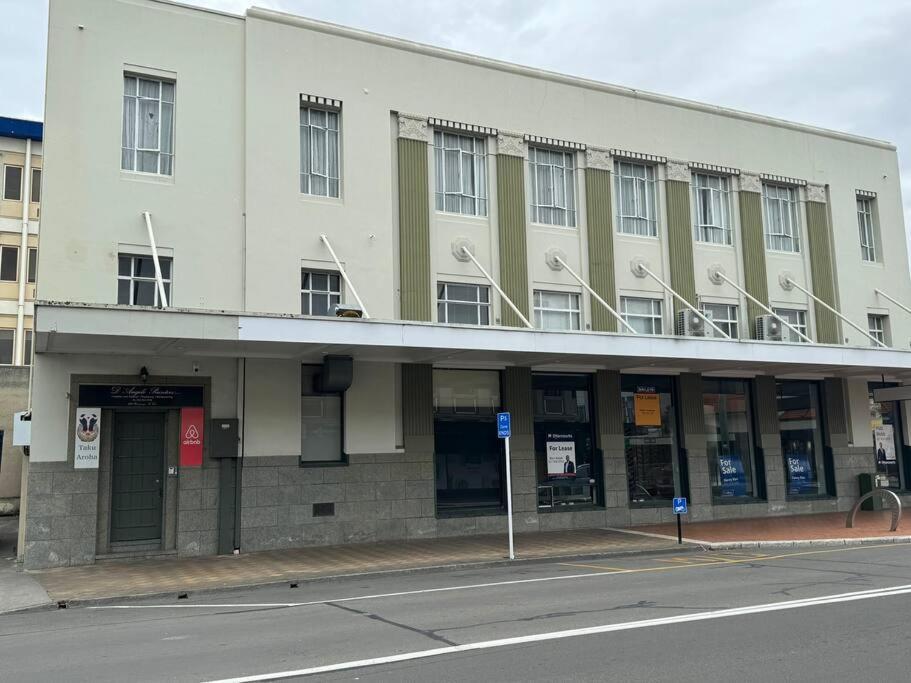 4 Large Bedroom Apartment In The City Hastings Buitenkant foto