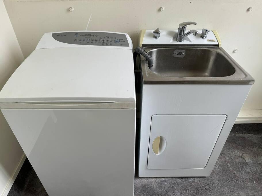 4 Large Bedroom Apartment In The City Hastings Buitenkant foto