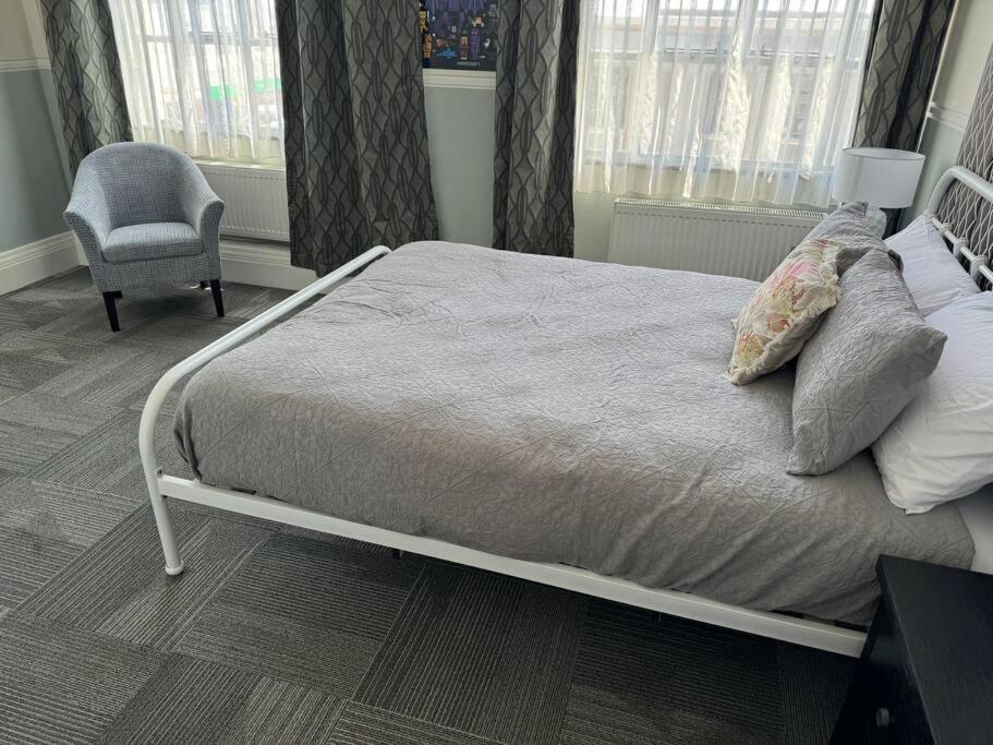 4 Large Bedroom Apartment In The City Hastings Buitenkant foto